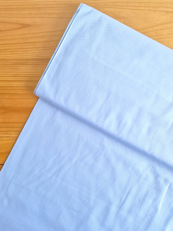 Tela sarga color celeste bebé vista desde arriba