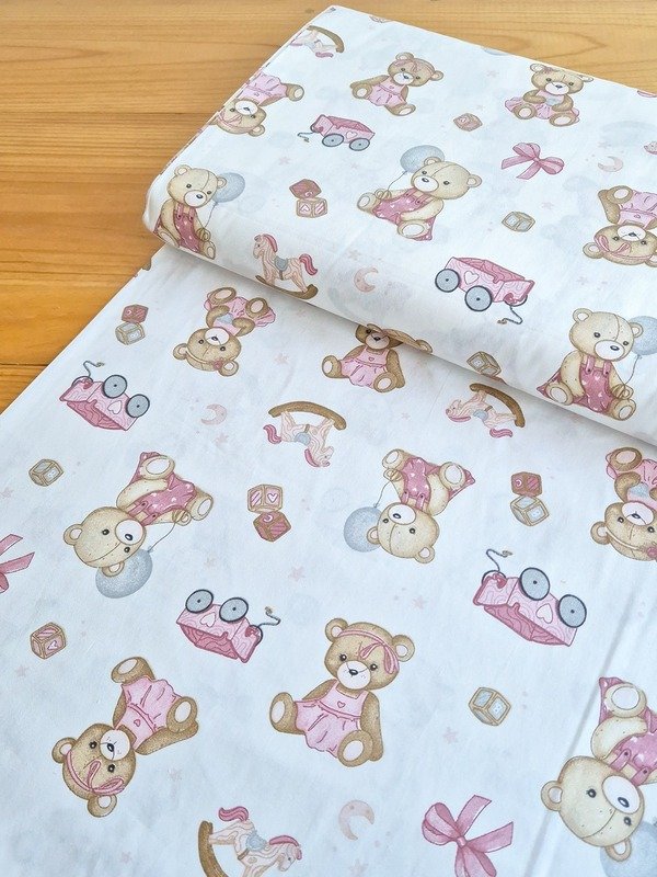 Tela Sarga Osos de Peluche Rosas y Juguetes