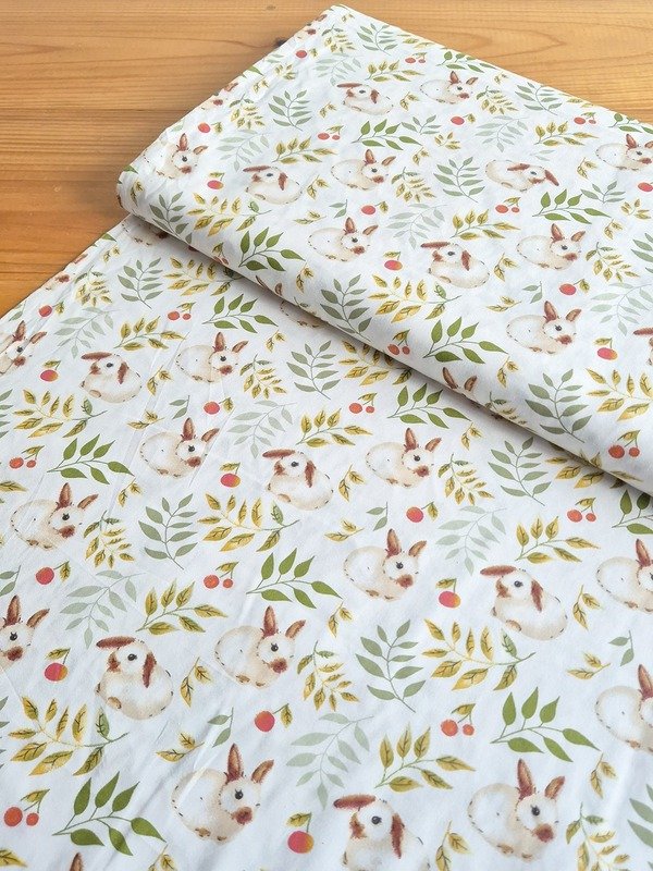 Tela Sarga Conejos y Hojas Fondo Blanco