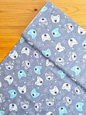 Tela Sarga Caras de Osos Polares y Flechas