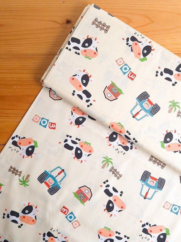 Tela Sarga Vaquitas en la Granja