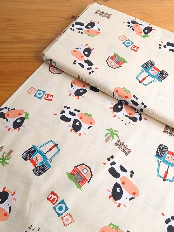 Tela Sarga Vaquitas en la Granja