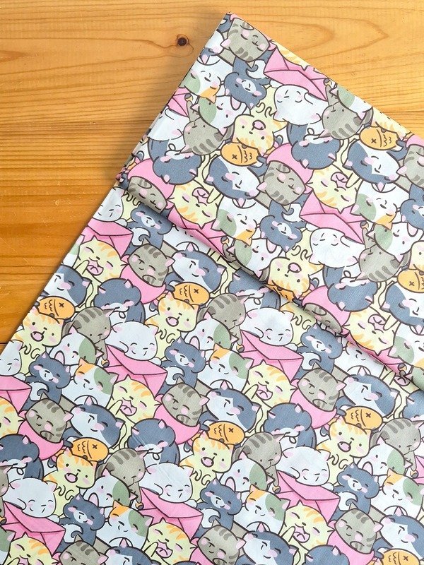 Tela Sarga Gatos Kawaii Tono Rosa