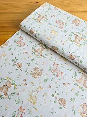 Tela Sarga Animales del Bosque en Acuarela