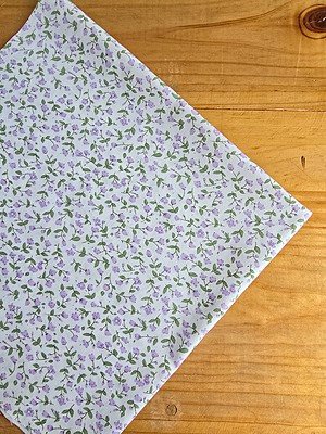 Tela Sarga Floral Lila