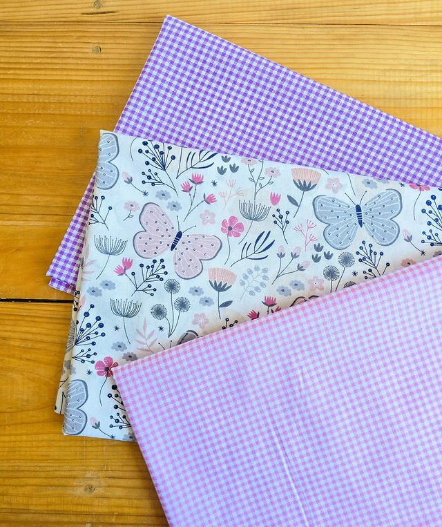 Encuentra estos diseños en nuestra página web:

www.telasaguamarina.cl

#Telas #patchwork #Chile #pymes