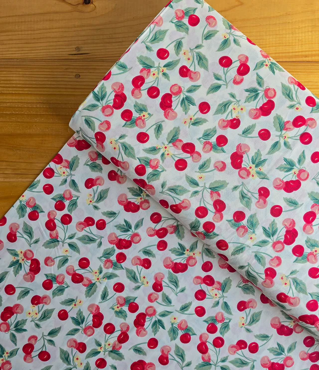 Este jueves hacemos despachos 🍒

Encuentra estos diseños en nuestra página web 
www.telasaguamarina.cl

#tela #fabric #patchwork #handmade #chile